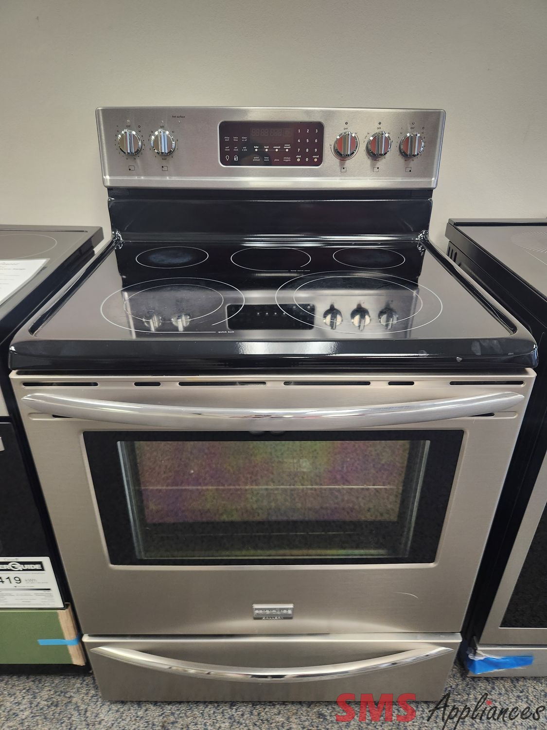 Frigidaire Glass  Top Stove  CGEF3040PFB
