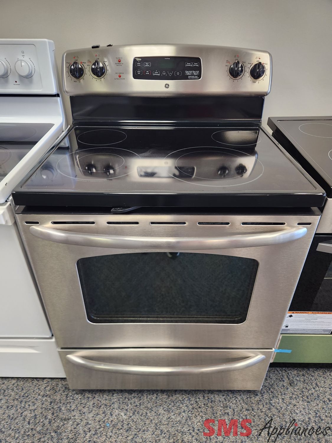GE Glass Top Stove JCBP70SP1SS