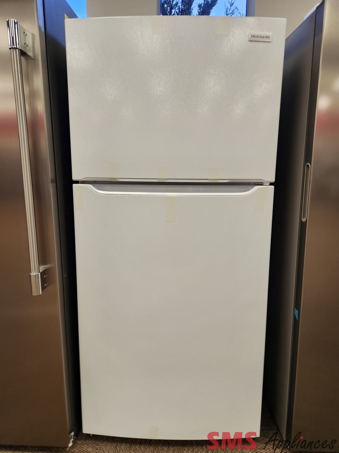 Open Box - Scratch & Dent Frigidaire 30" Top Mount Fridge FFTR1814WW