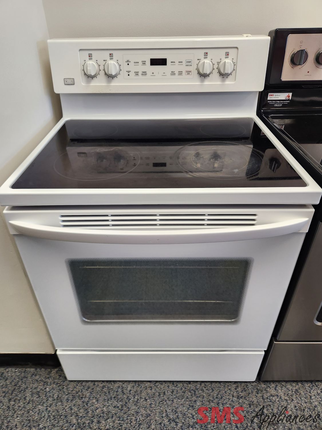LG Glass Top Stove LRE3091SW