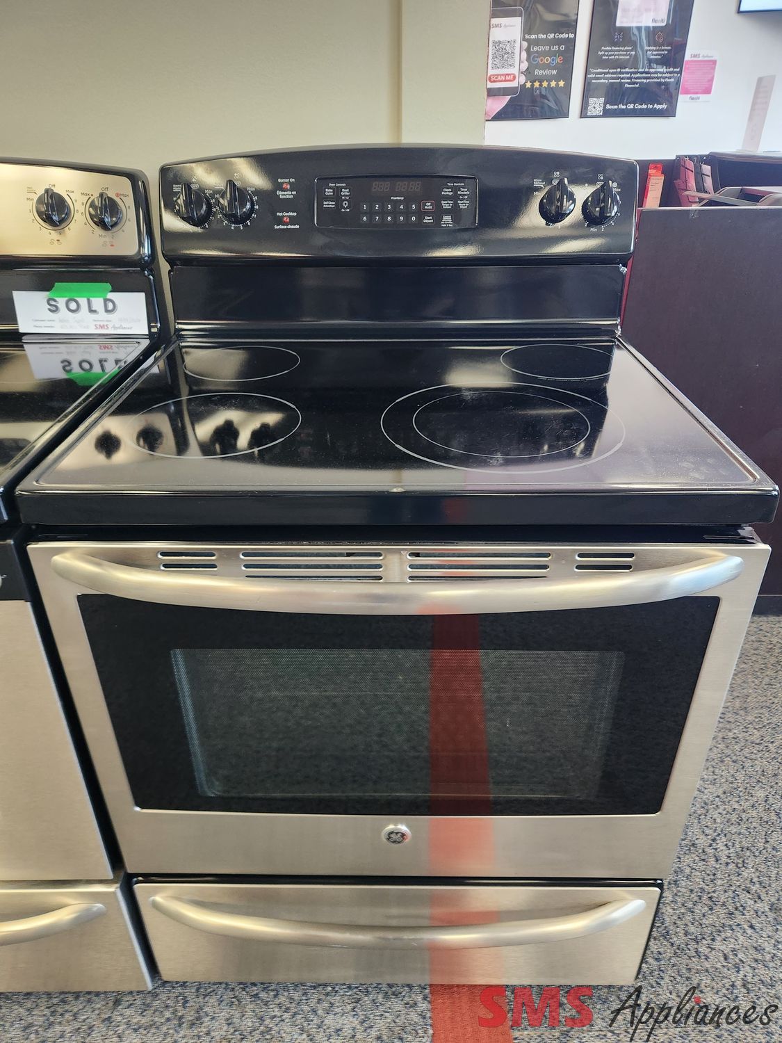 GE Glass Top Stove JCB730DF1BB