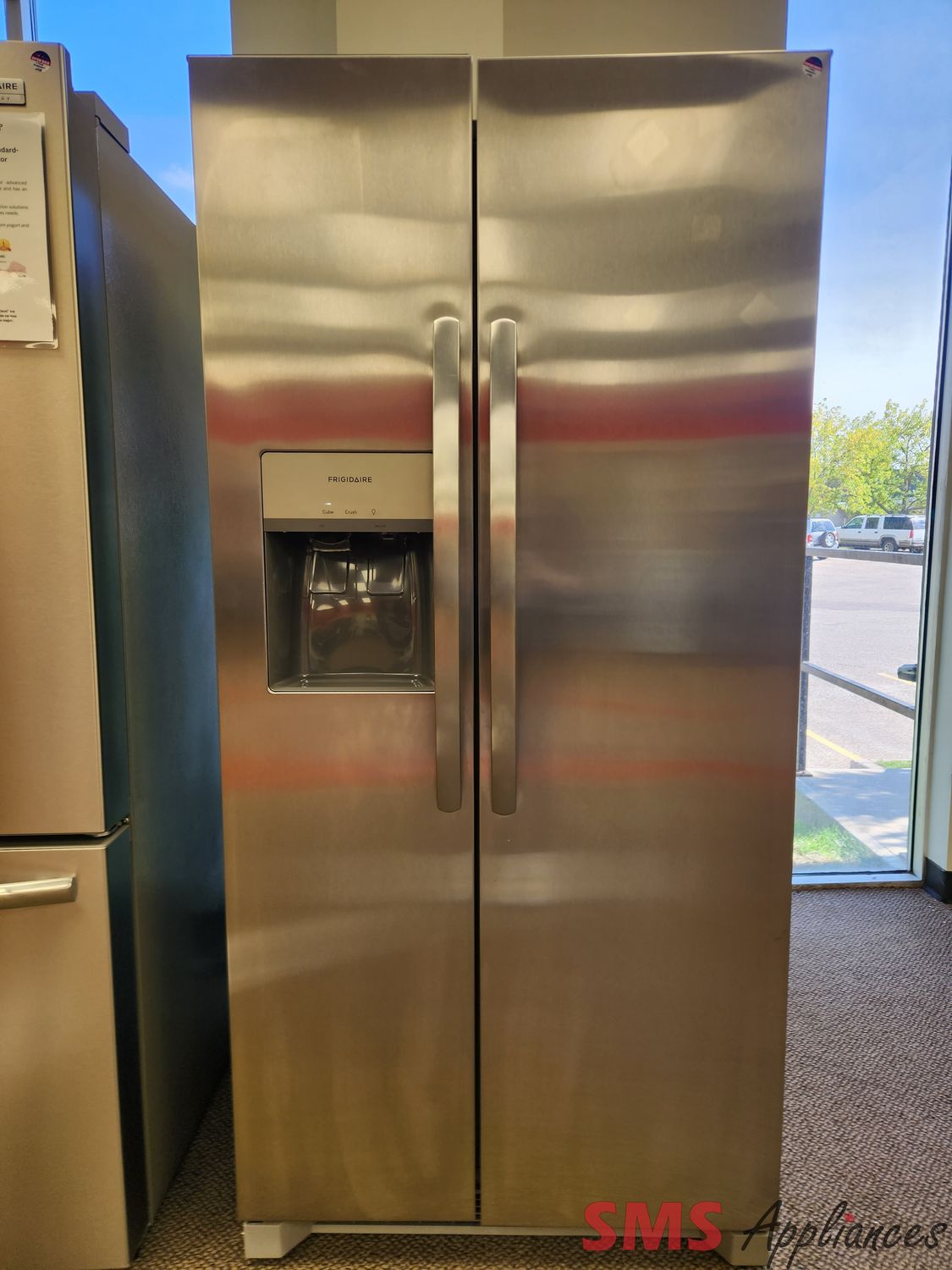 Open Box - Scratch & Dent Frigidaire 33" Side-by-Side FRSS2323AS