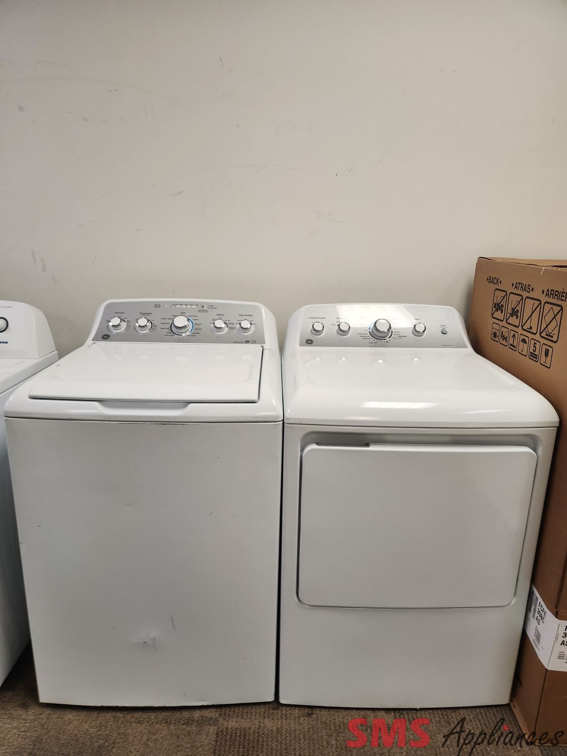 GE Washer & Dryer Set GTW485BMMWS/GTD45EBMK0WS