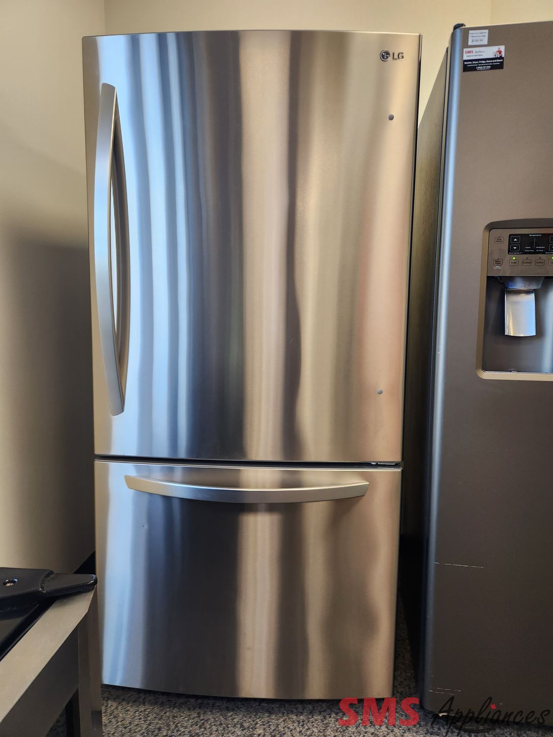 LG 33" Bottom Mount Fridge LDCS24223S