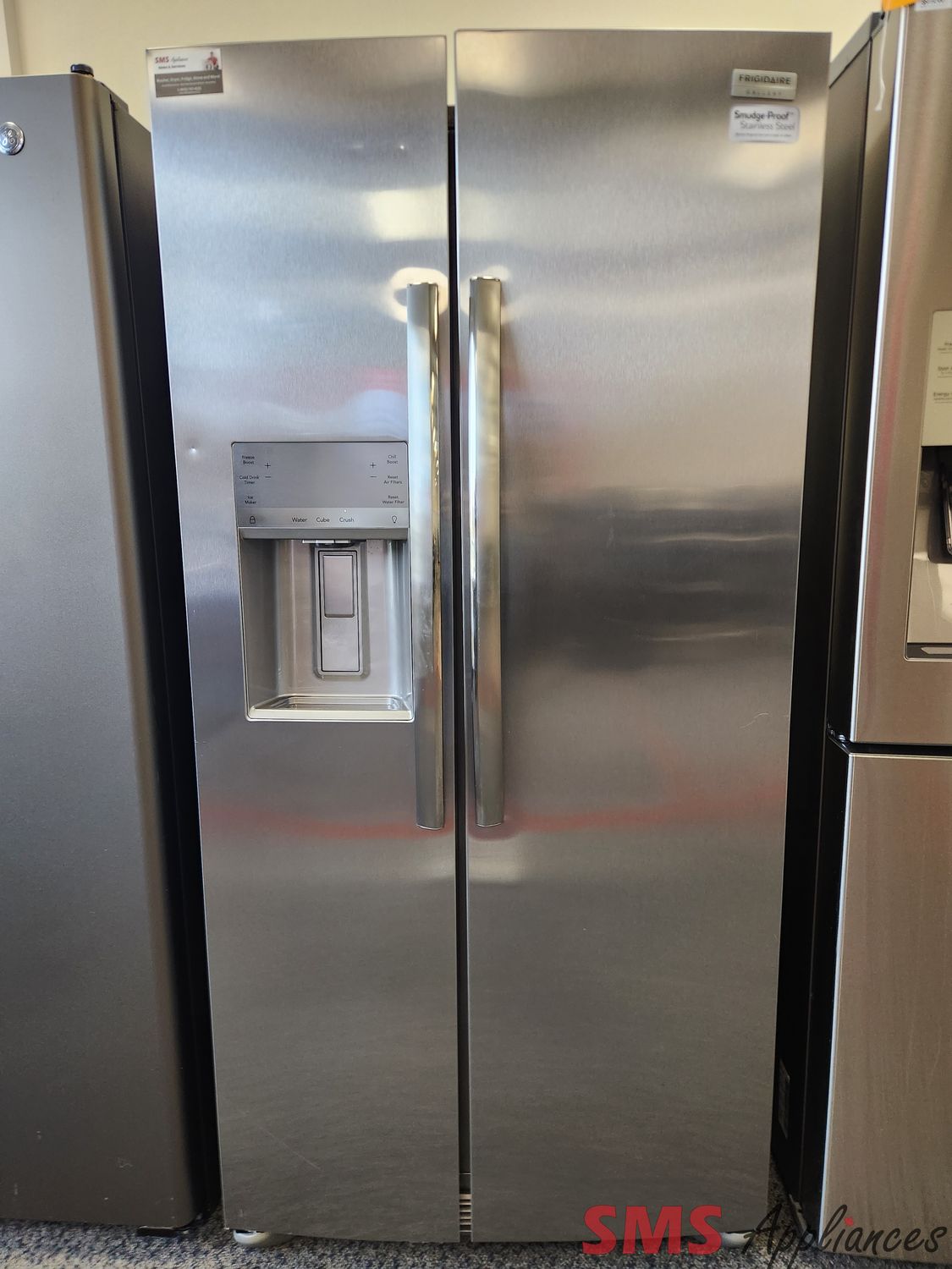 Frigidaire 33'' Side-by-Side Fridge GRSS2352AF