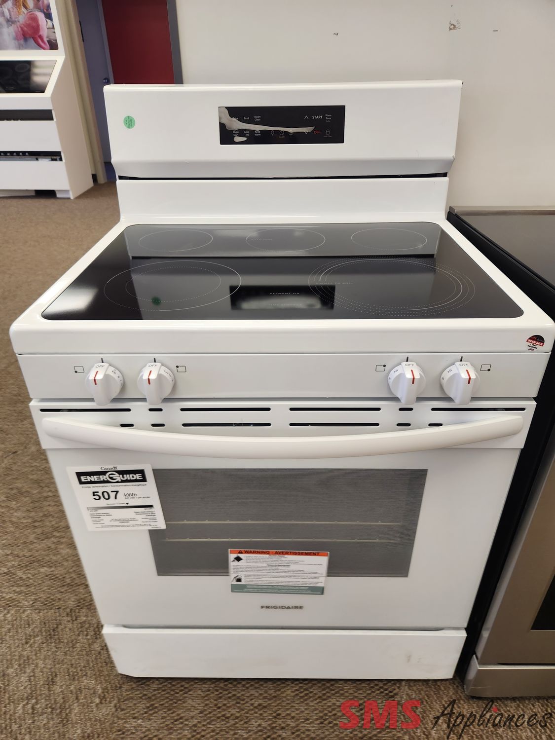 Open Box - Scratch & Dent Frigidaire Glass Top Stove FCRE306CAW