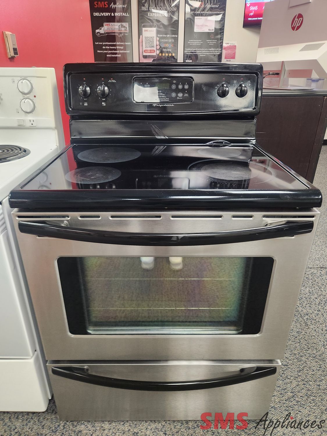 Frigidaire Glass Top Stove CFEF372EC1