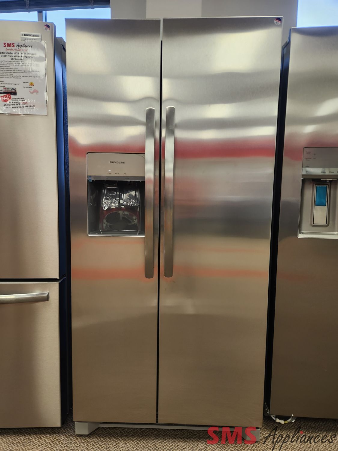 Open Box - Scratch & Dent Frigidaire 33" Side-by-Side Fridge FRSS2323AS