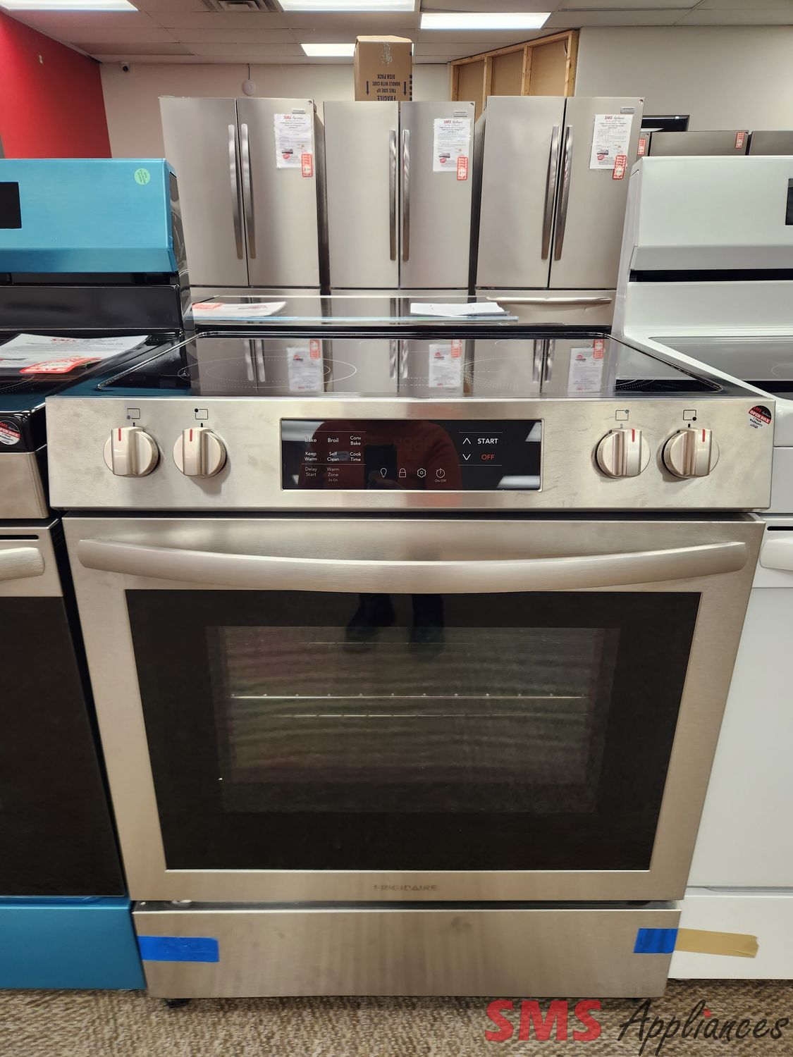 Open Box - Scratch & Dent  Frigidaire  Glass Top Stove  FCFE308CAS
