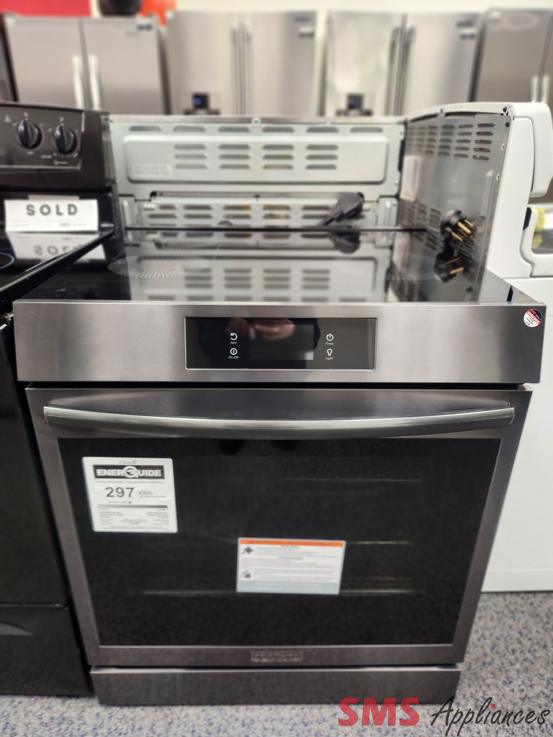 Open Box - Scratch & Dent Frigidaire Gallery Induction Glass Top Stove GCFI306CBD