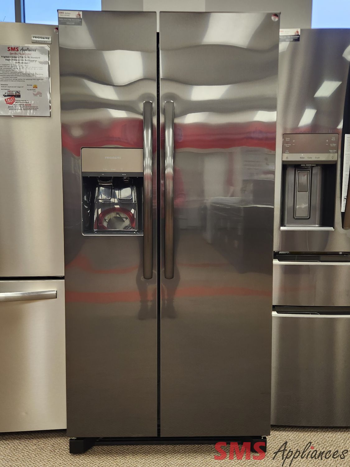 Open Box - Scratch & Dent Frigidaire 33" Side-By-Side Fridge FRSS2323AD
