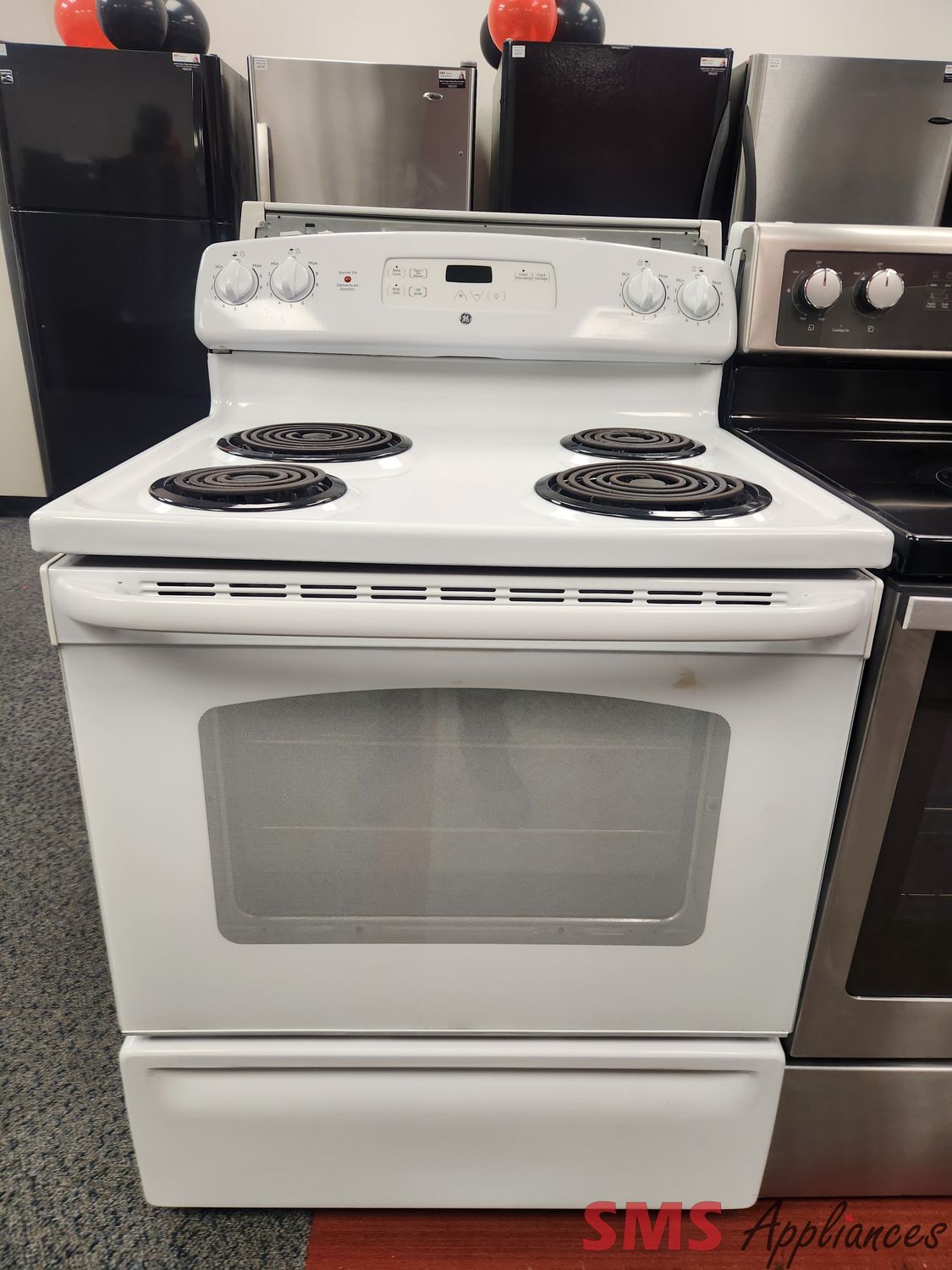 GE Coil Top Stove JCBS280N3WW