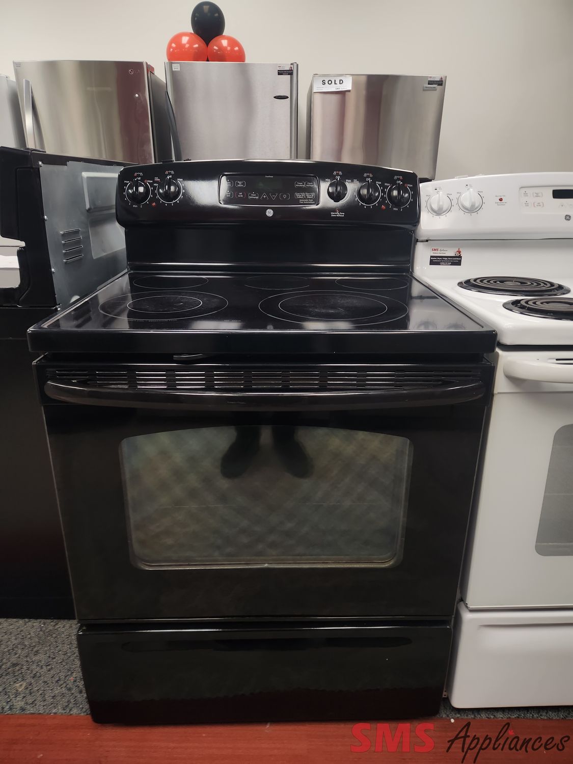 GE Glass Top Stove JCBP80D P1BB