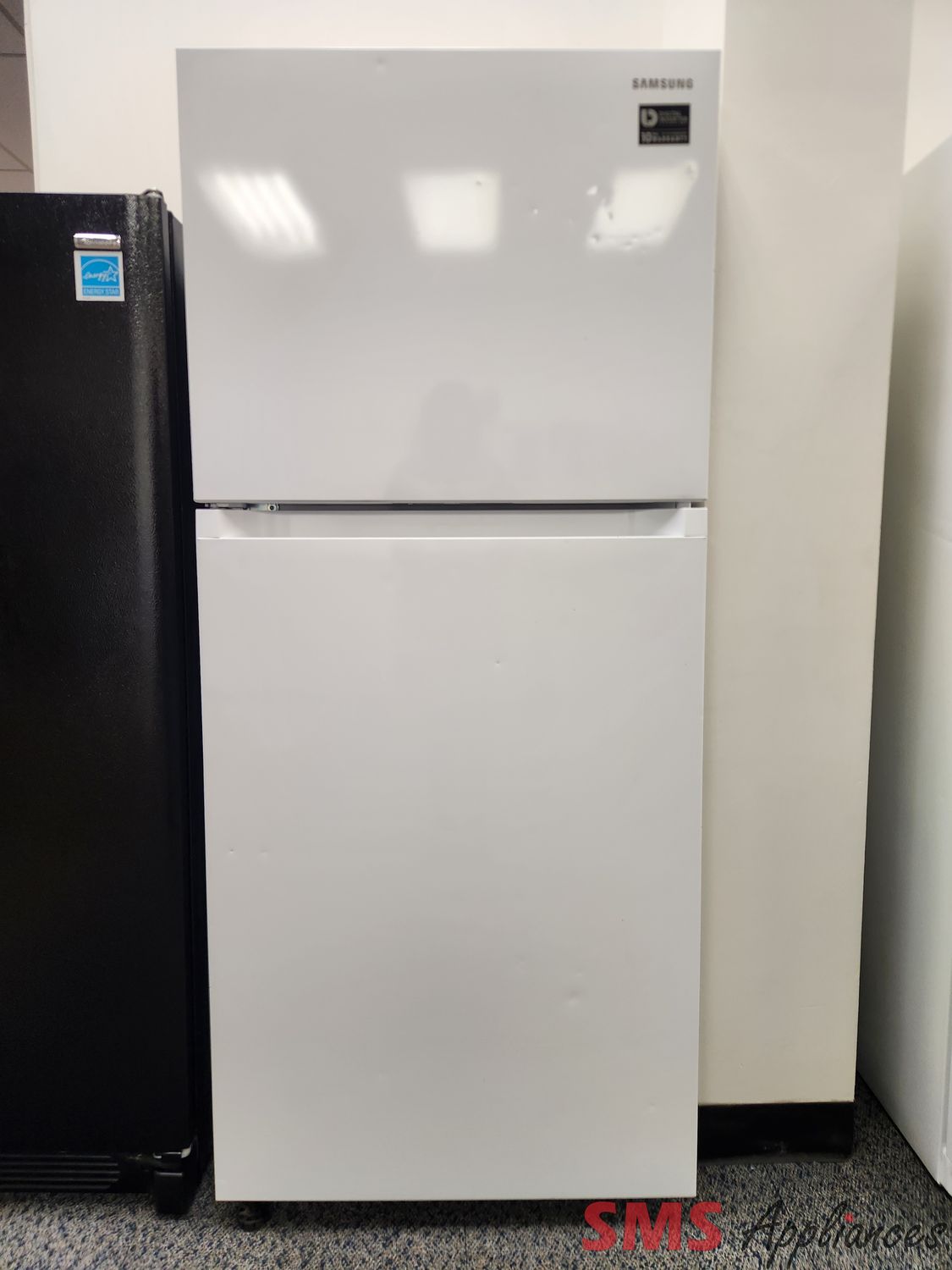 Samsung 29" Top Mount Fridge RT18M6213WW