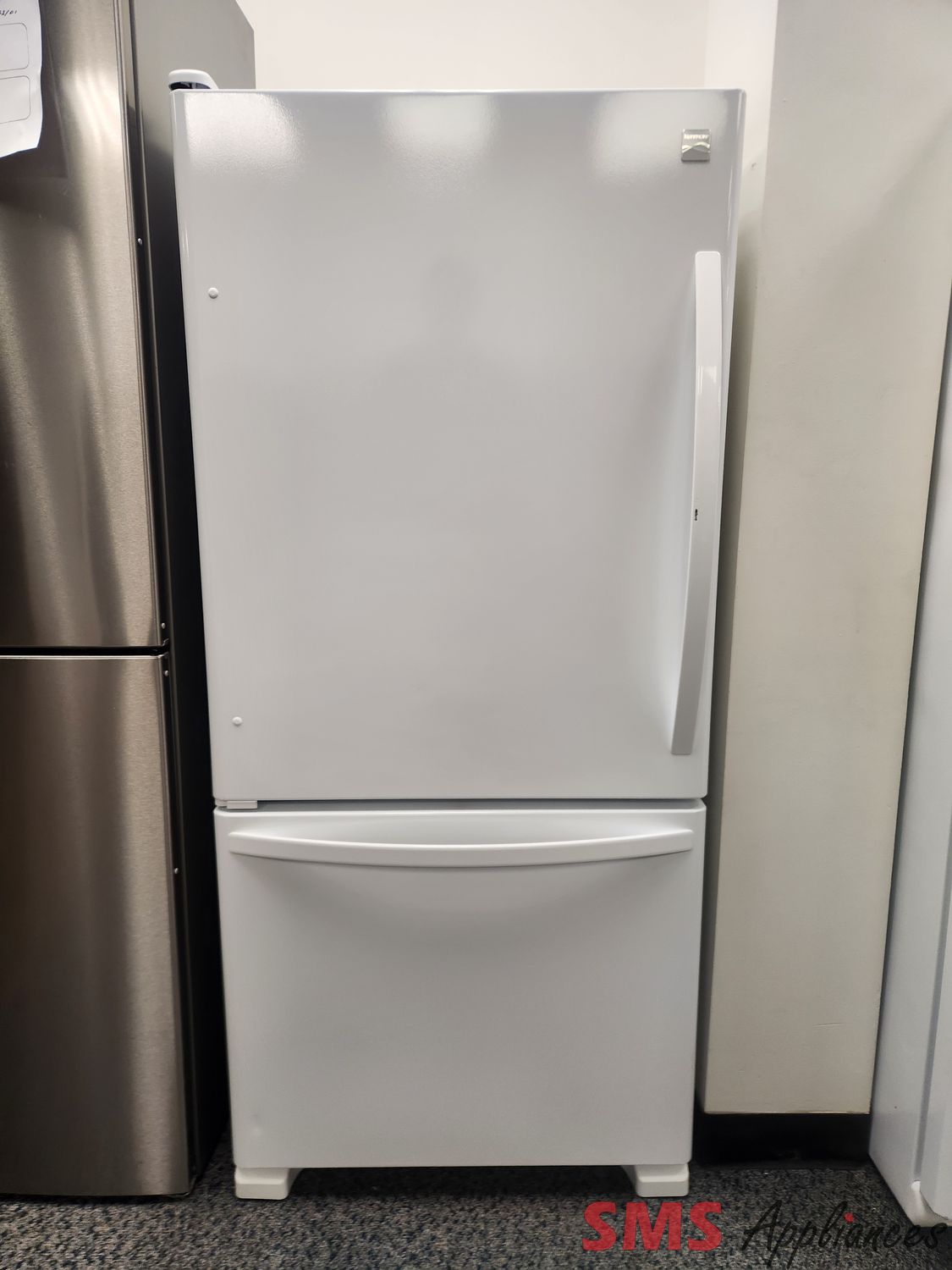 Kenmore 30" Bottom Mount Fridge 596.69332010