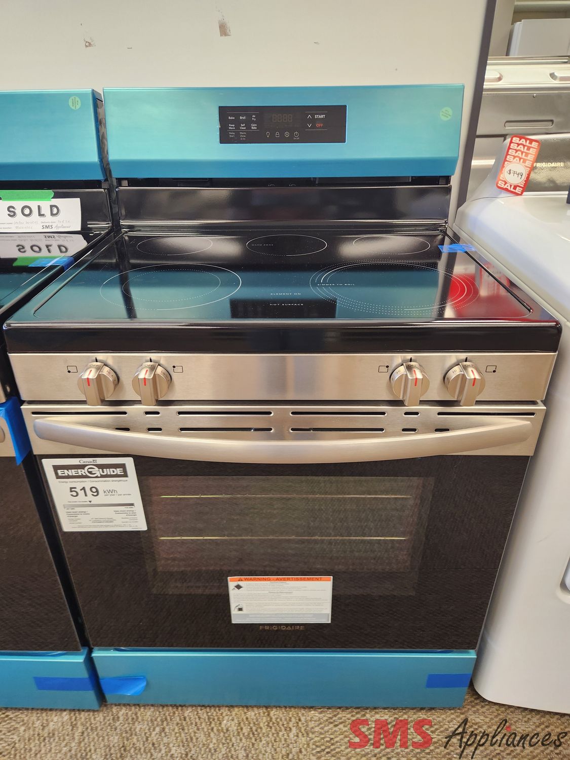 Open Box - Scratch & Dent  Frigidaire  Glass Top Stove  FCRE308CAS