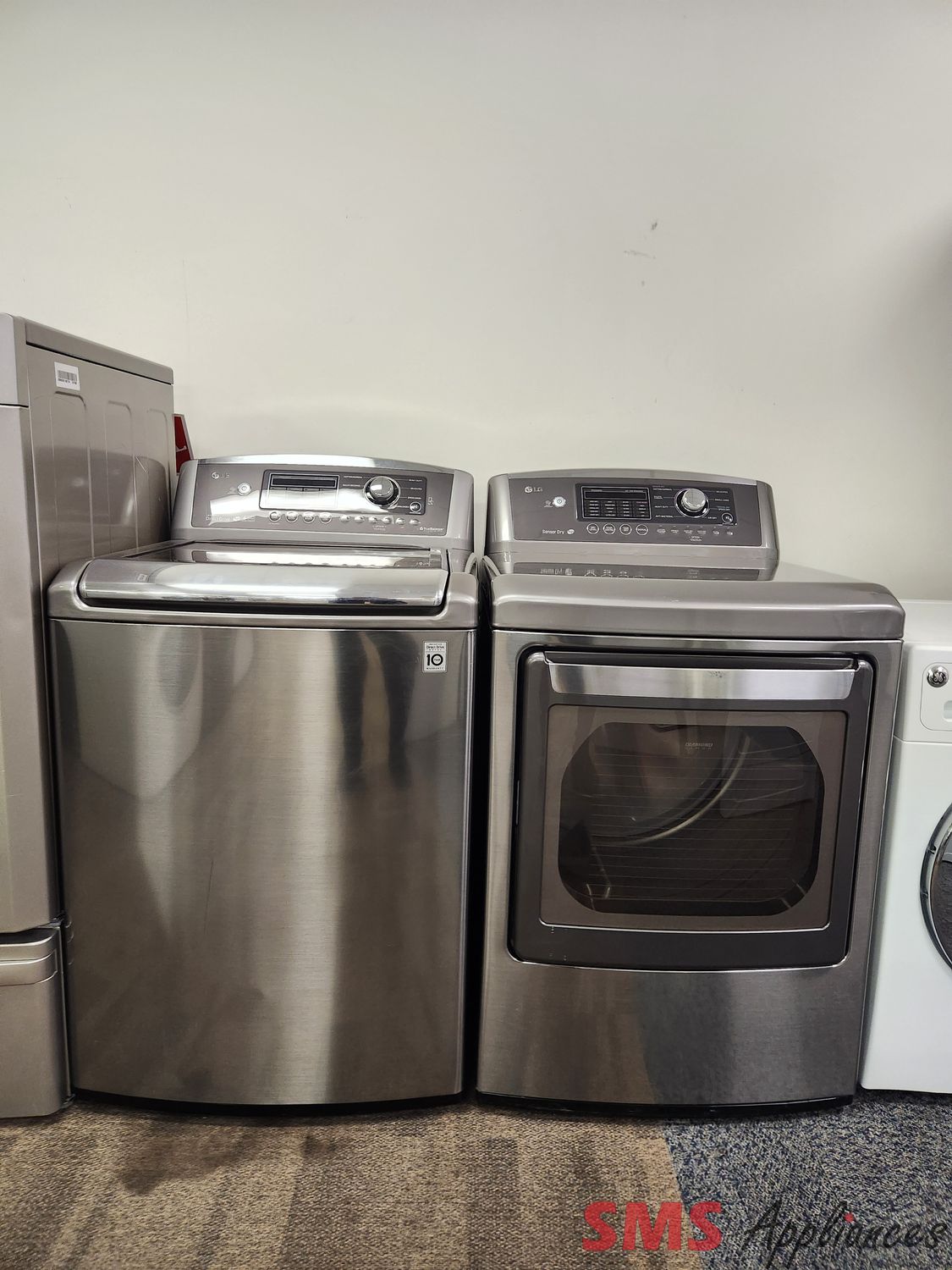LG Washer & Dryer Set WT5270CV/DLE5270V