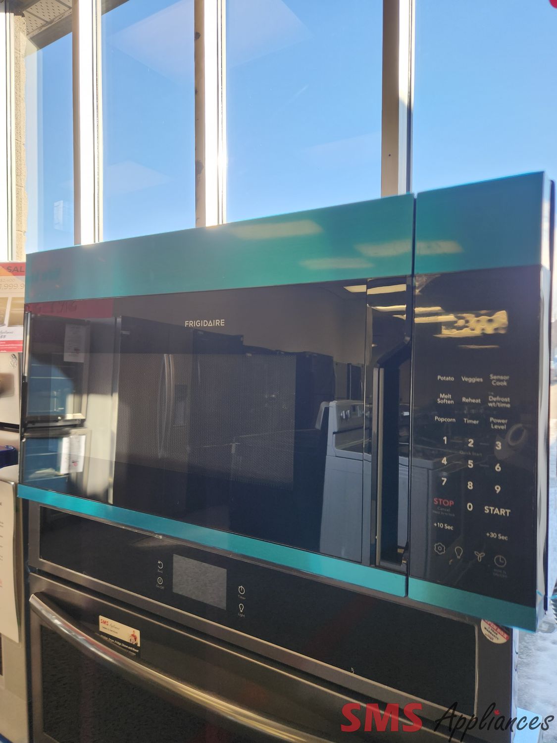 Open Box - Scratch & Dent Frigidaire Over-the-Range Microwave FMOW1852AS