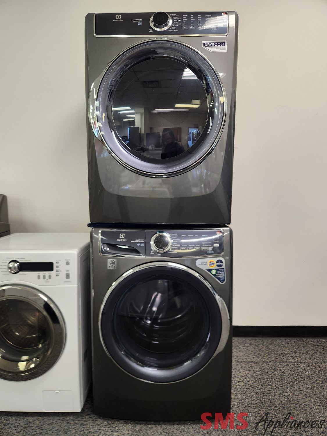 Open Box - Scratch & Dent Electrolux Washer & Dryer Set ELFW7637AT/ELFE763CAT