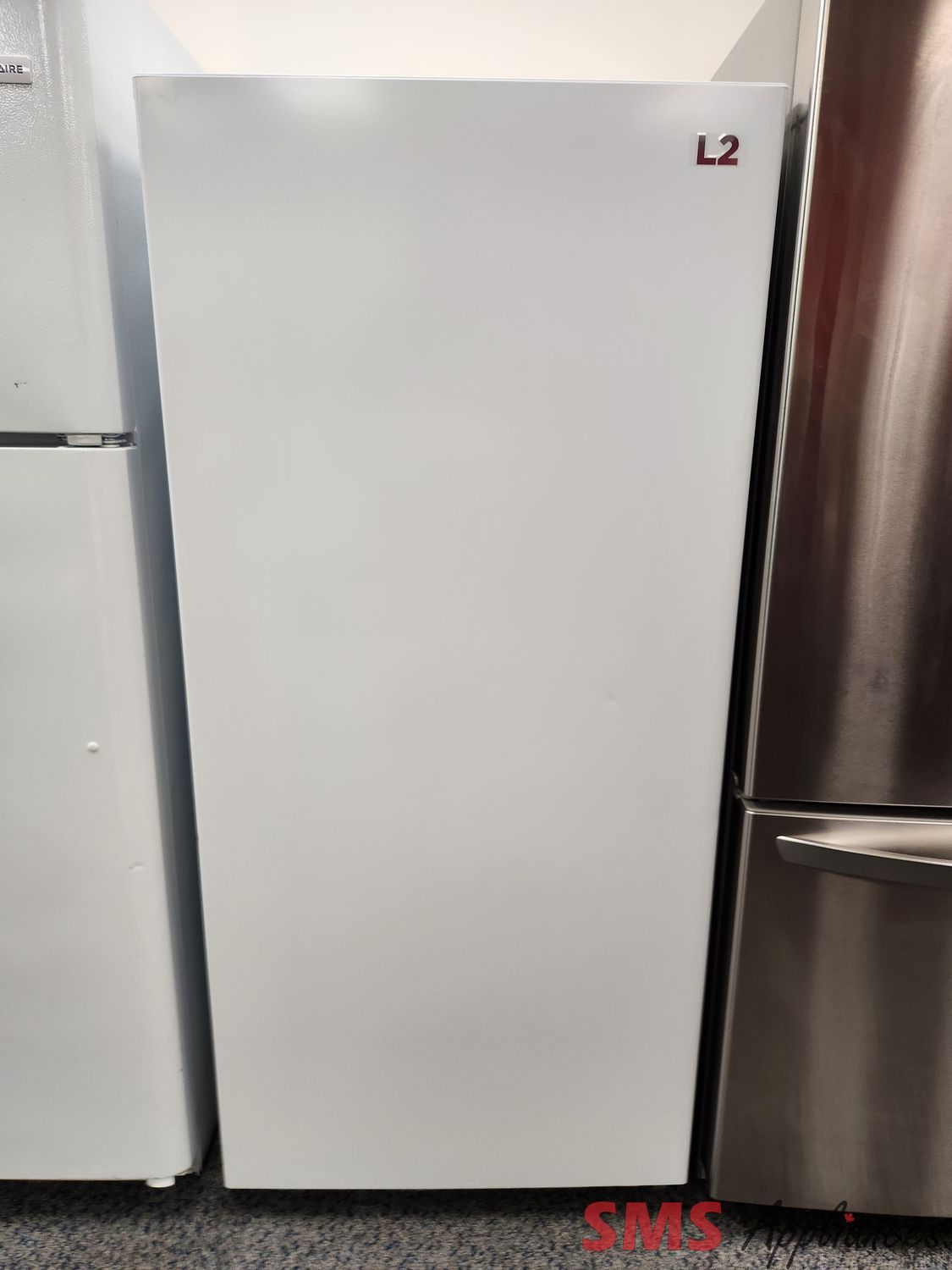 L2 Upright Freezer 13.8 cu.ft. LRU14F3AWWC