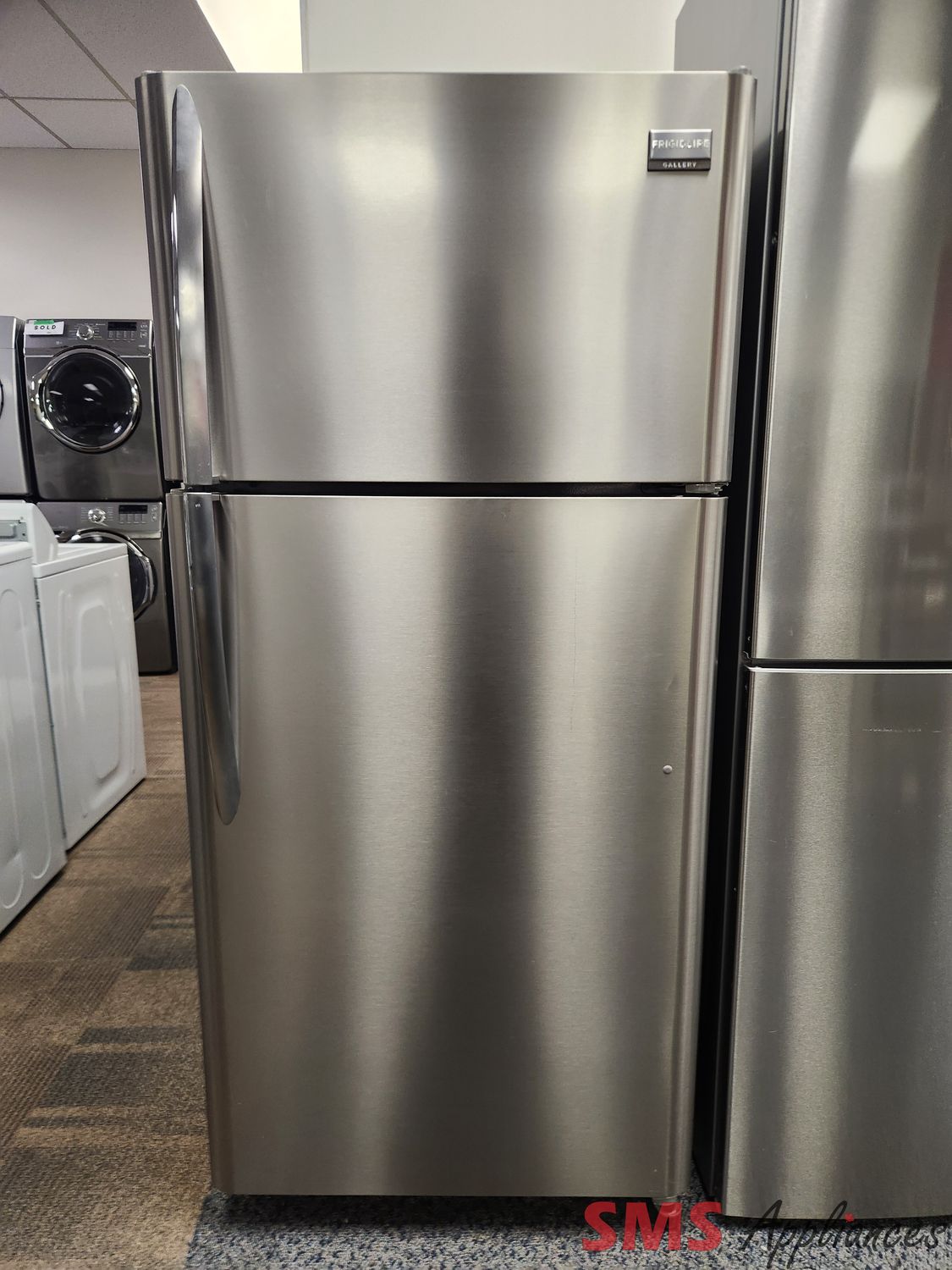 Frigidaire Gallery 30" Top Mount Fridge FGTR1845QF