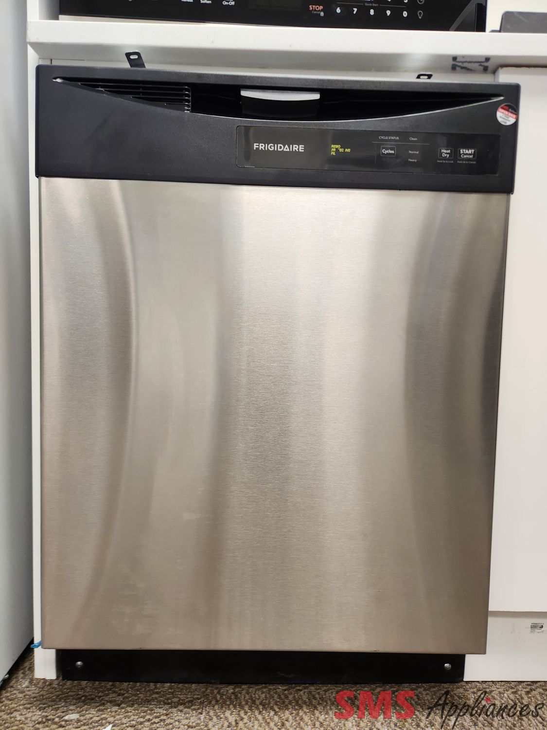 Open Box - Scratch & Dent Frigidaire 24" 62dB Built-In Dishwasher FDPC4221AS