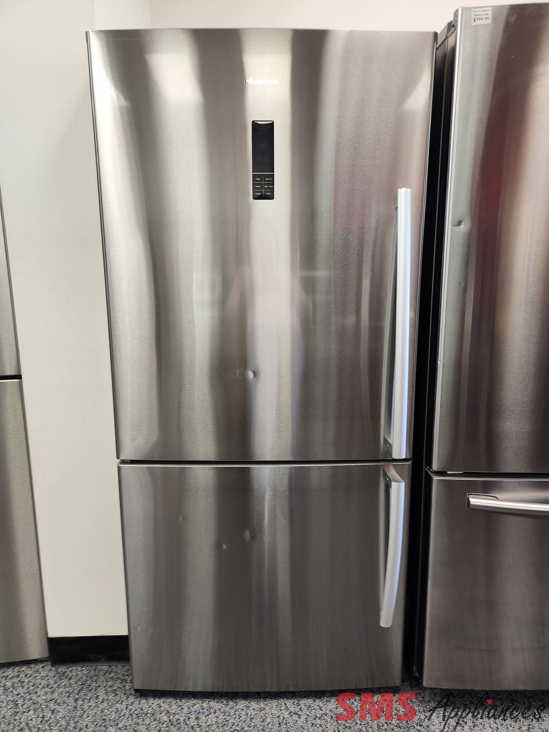 Hisense 31" Bottom Mount Fridge RB17N6ASEL