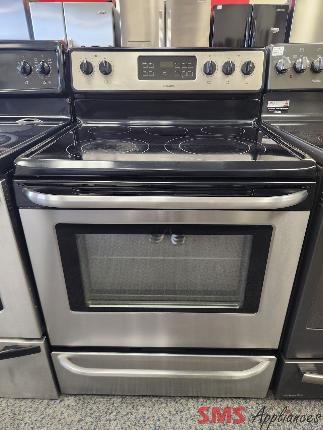 Frigidaire Glass Top Stove CFEF3052LSD