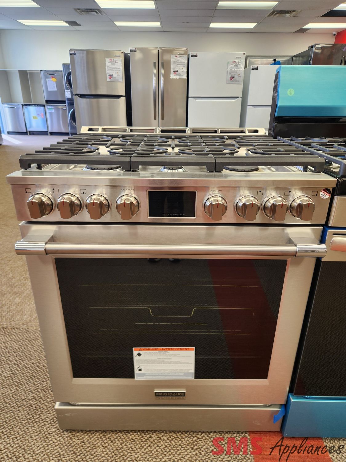 Open Box - Scratch & Dent Frigidaire Professional Gas Top Stove PCFG3080AFB