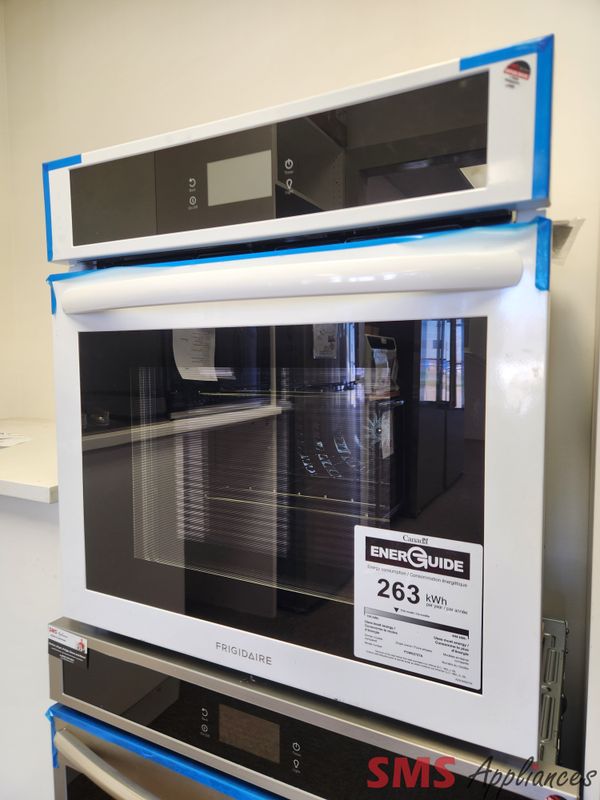 Open Box - Scratch & Dent Frigidaire 27 Open Box - Scratch & Dent Frigidaire 27" Wall Oven FCWS2727AW