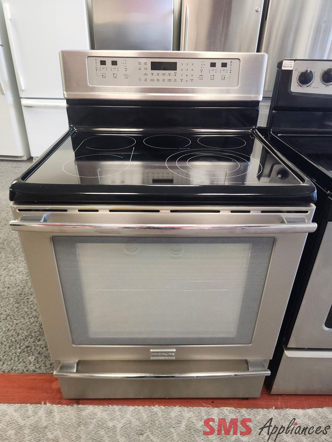 Frigidaire Glass Top Stove  CPEF3081MFF