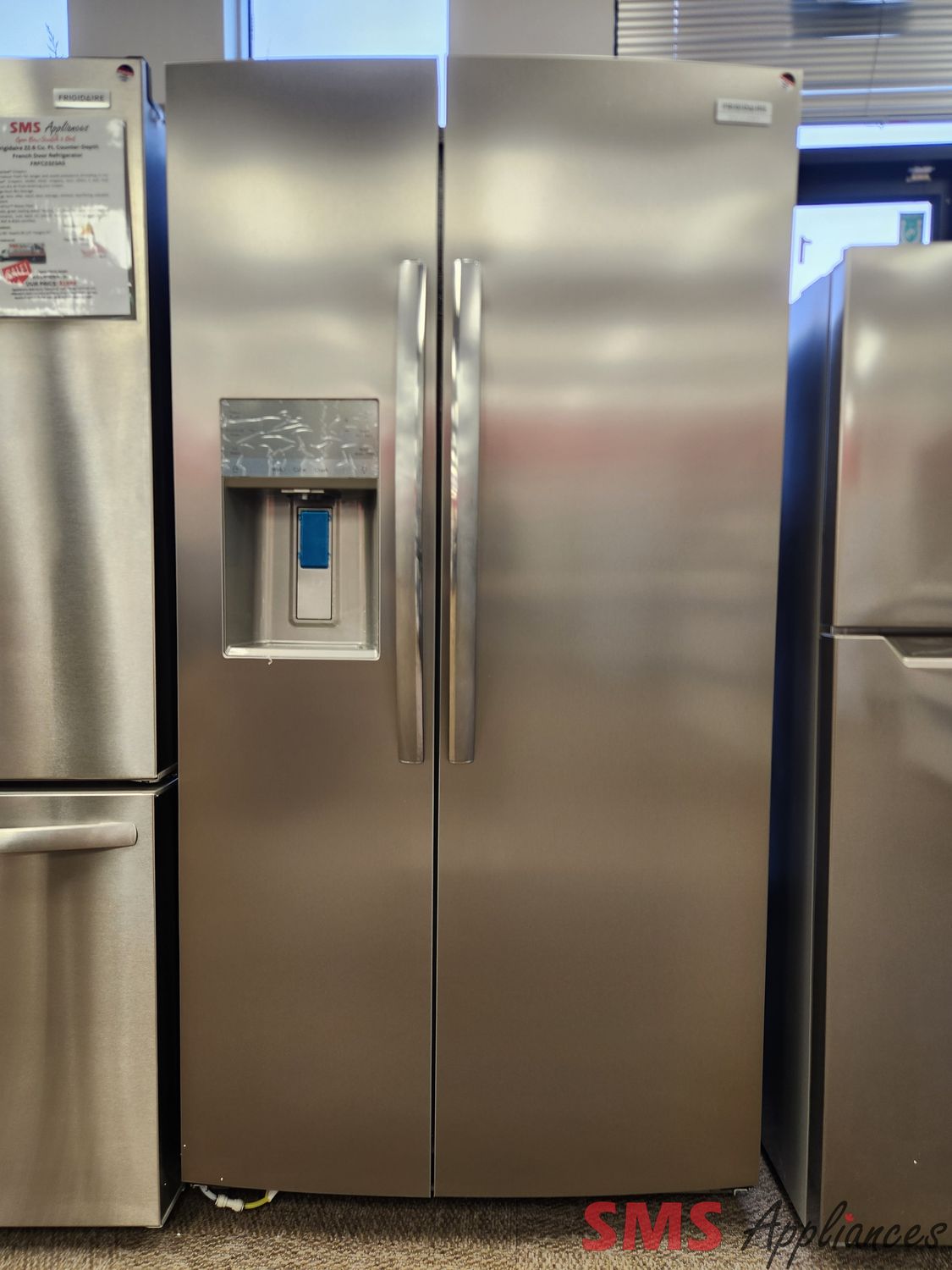 Open Box - Scratch & Dent Frigidaire Gallery 36" Side-by-Side Fridge GRSC2352AF