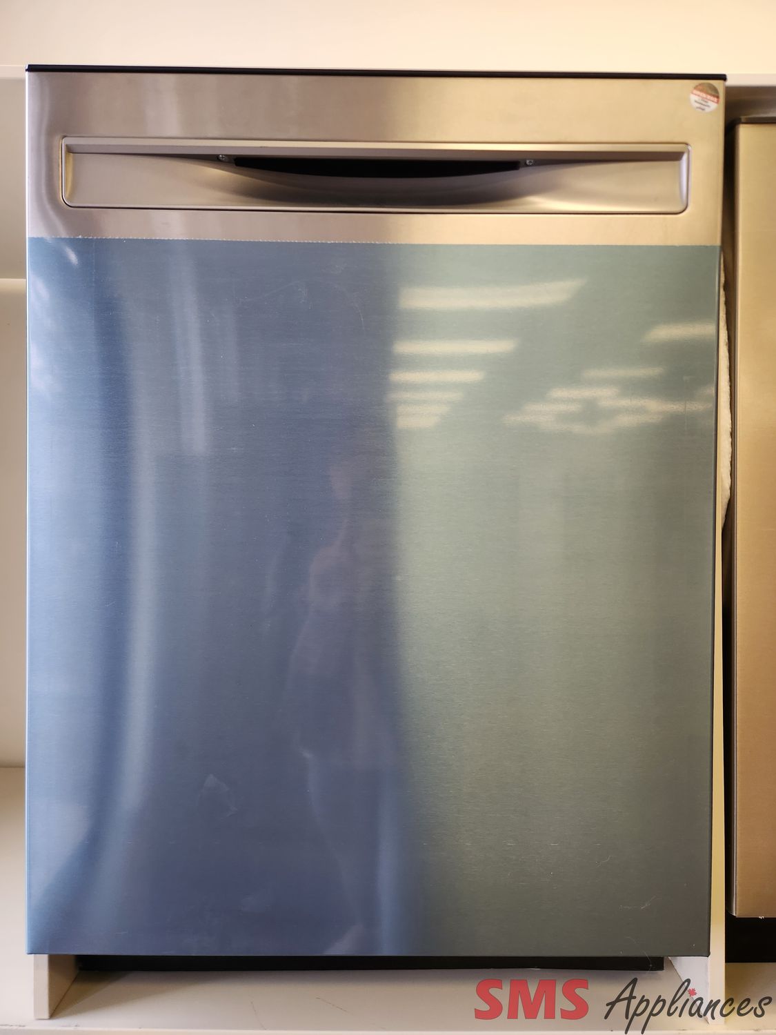 Open Box - Scratch & Dent Frigidaire 24" 49dB Built-In Dishwasher FDSP4501AS