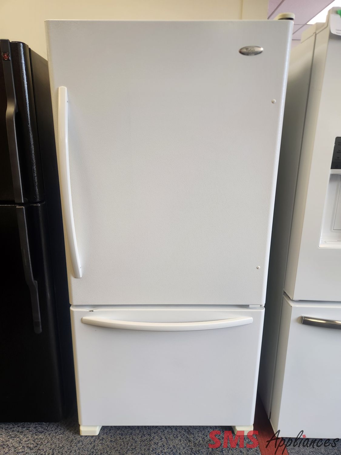 Whirlpool 33" Bottom Mount Fridge GB2SHDXTQ02