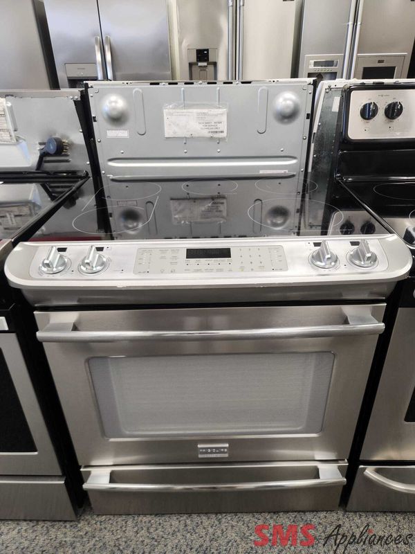 Frigidaire Glass Top Stove CPES3085KF5