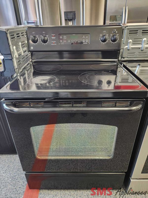 GE Glass Top Stove LCBP66B0K4BB