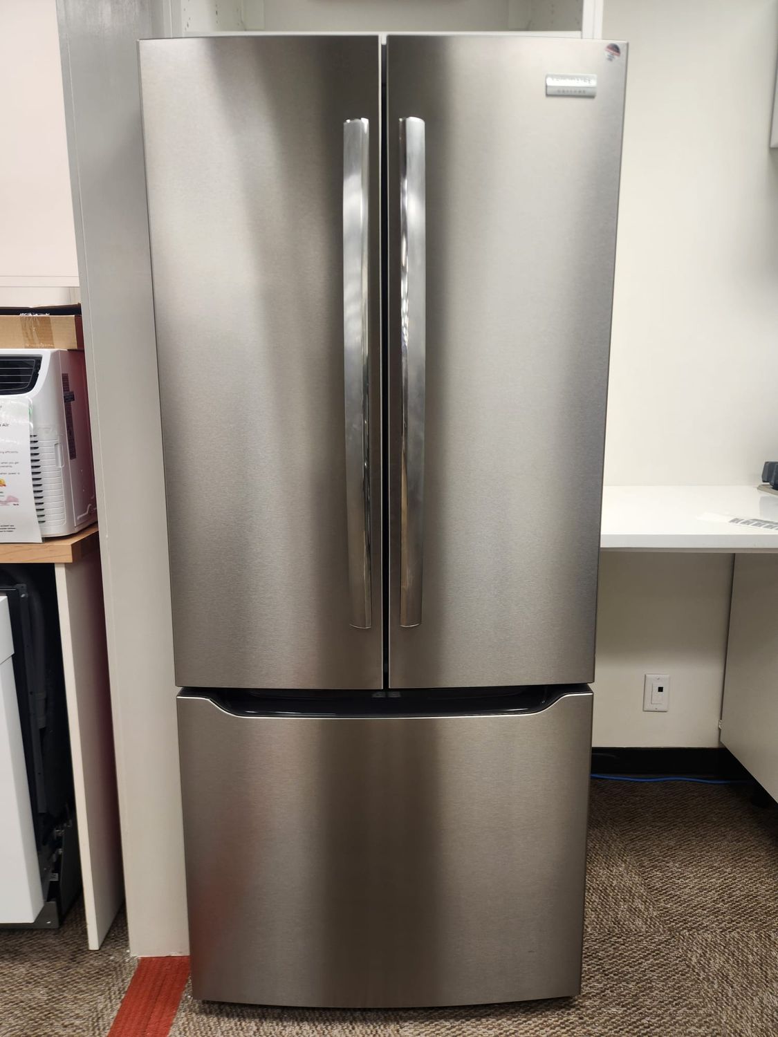 Open Box - Scratch & Dent Frigidaire Gallery 30" French Door Fridge GRFN2023AF