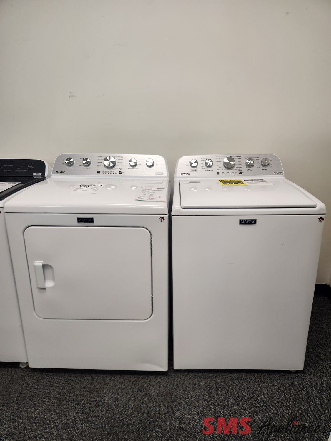Open Box - Scratch & Dent Maytag Washer & dryer set MVW5035MW/YMED5030MW