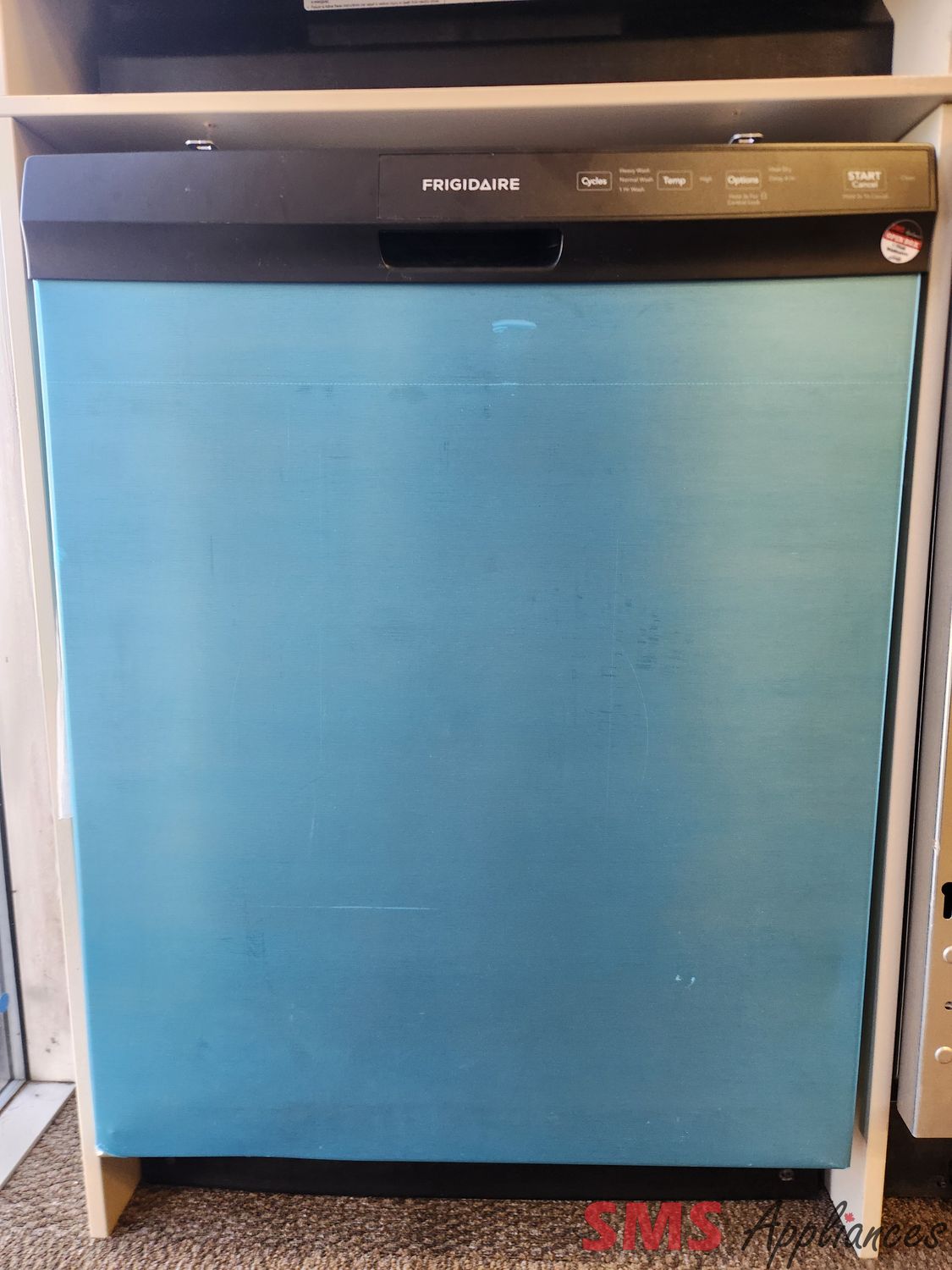 Open Box- Scratch & Dent Frigidaire 24" 55dB Built-In Dishwasher FFCD2413US