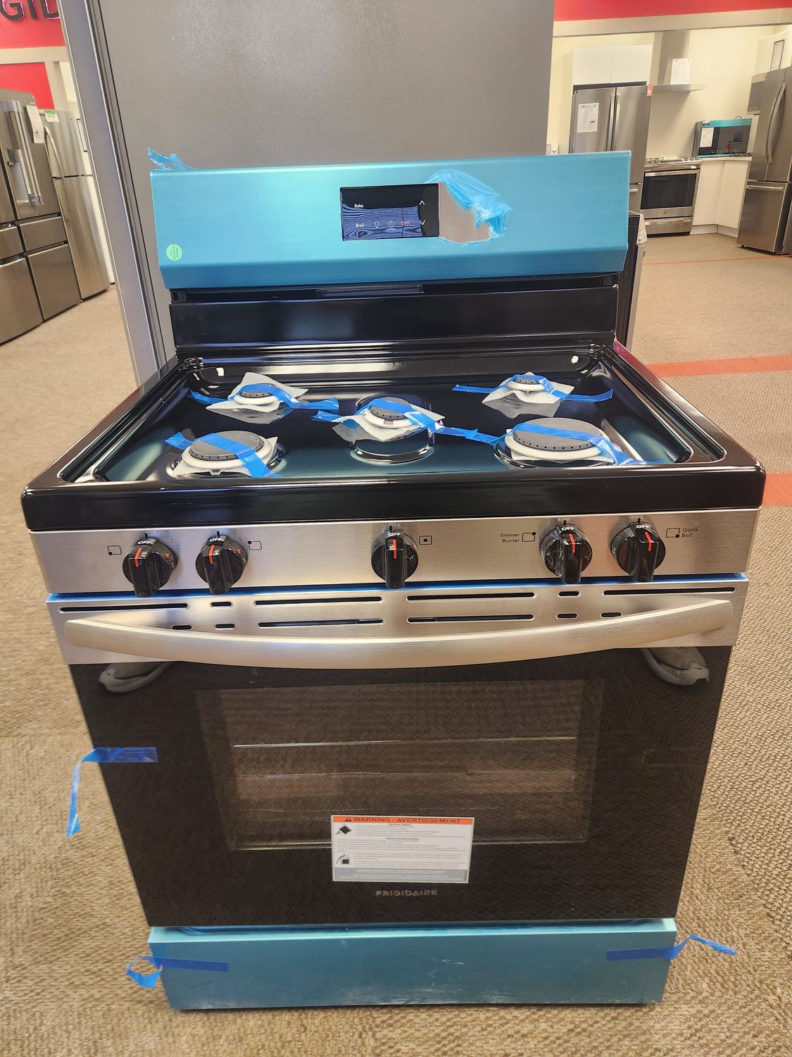 Open Box - Scratch & Dent Frigidaire Gas Top Stove FCRG3052BS