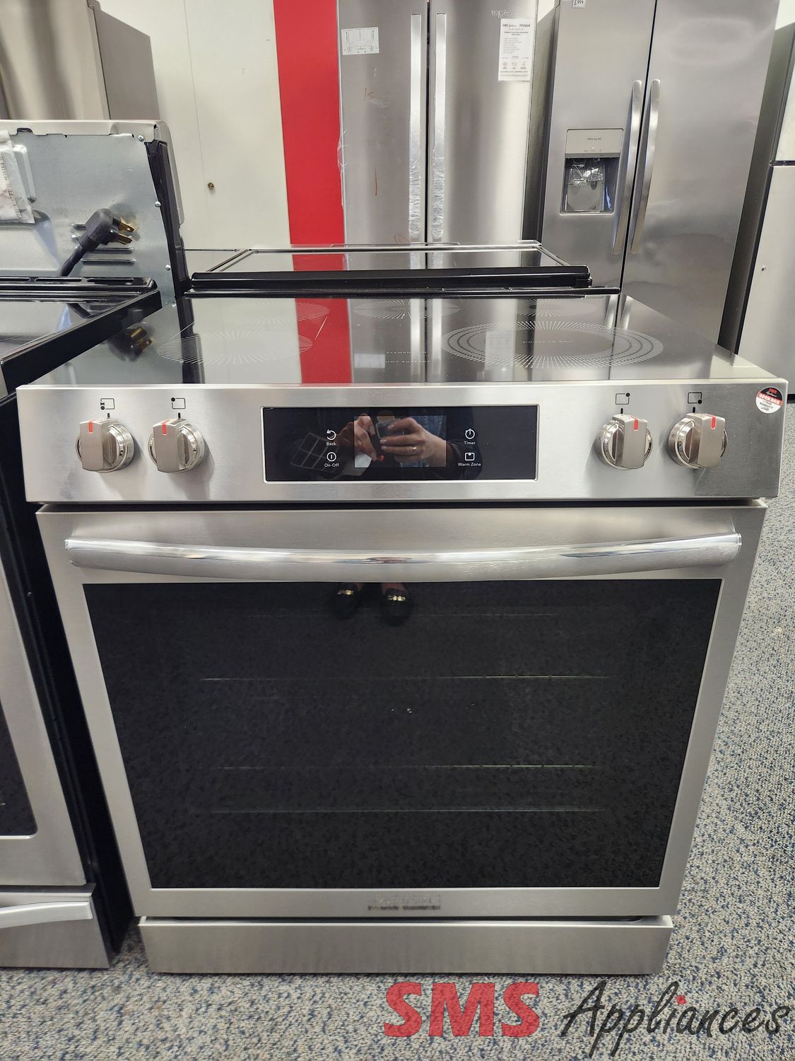 Open Box - Scratch & Dent Frigidaire Glass Top Stove GCFE306CBF