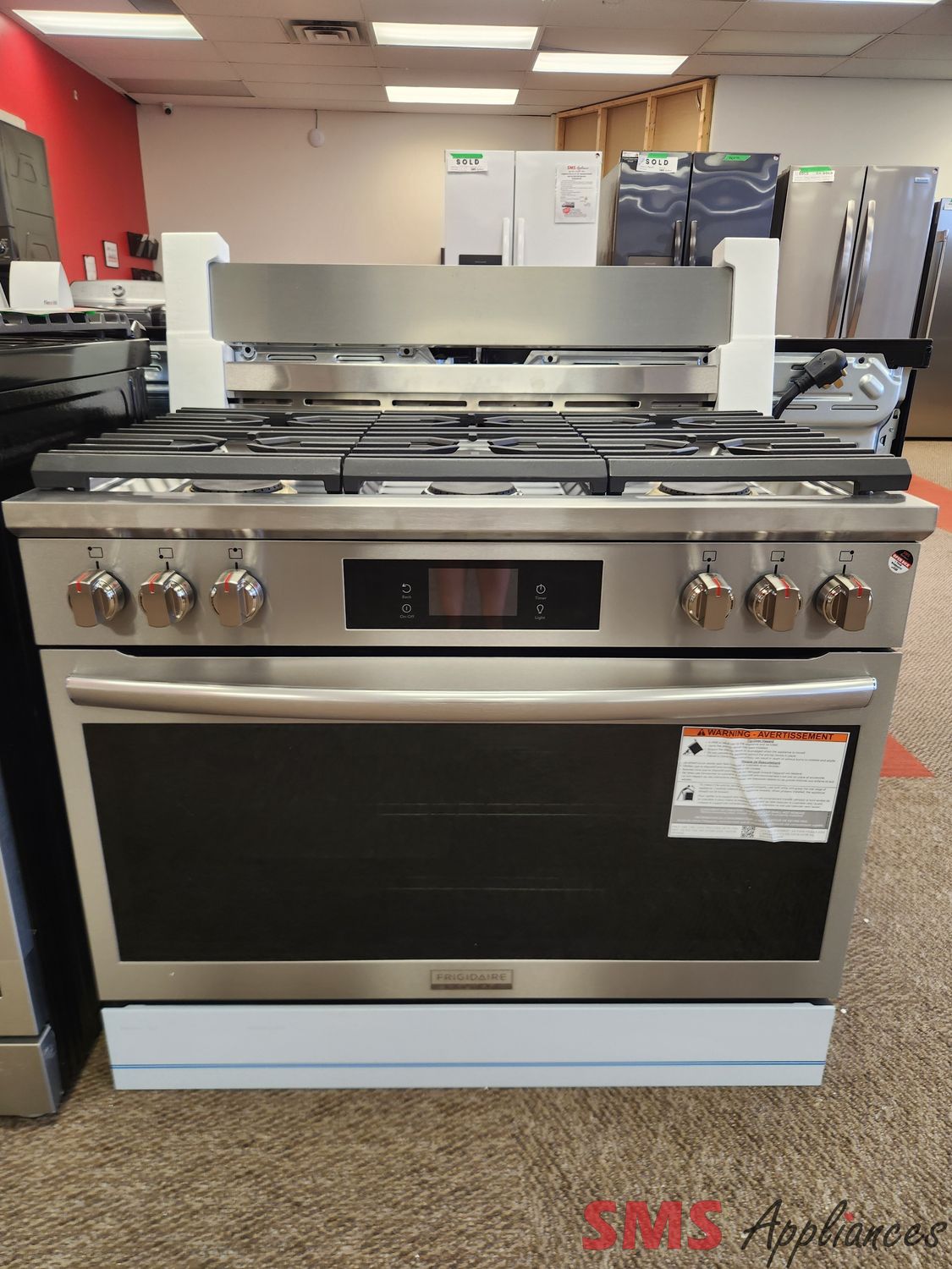 Open Box - Scratch & Dent Frigidaire Professional 36" Gas Top Stove GCFG3661AF