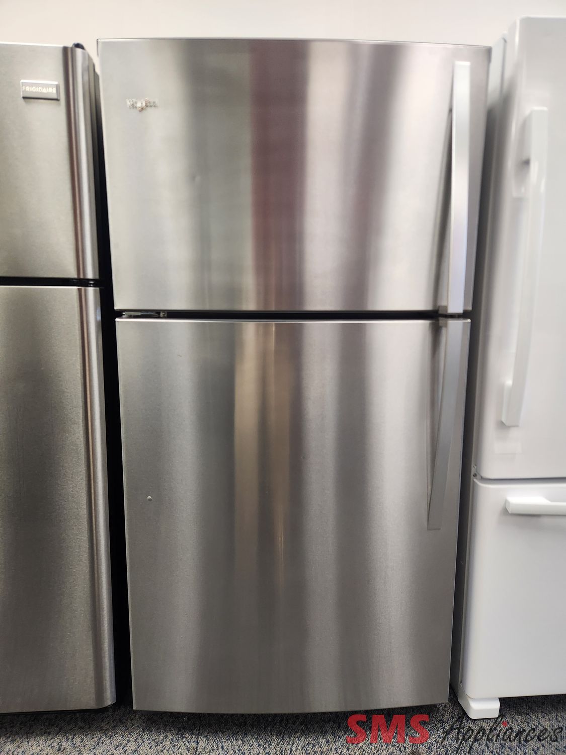 Whirlpool 33" Top Mount Fridge WRT541SZDM