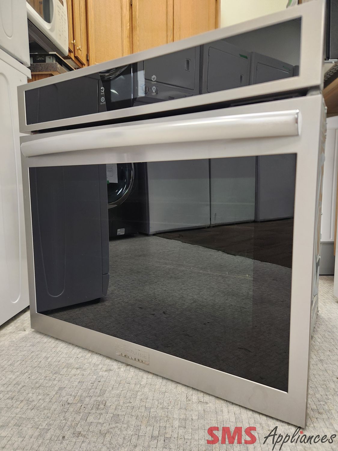 Frigidaire Gallery 30" Wall Oven GCWS3067AF