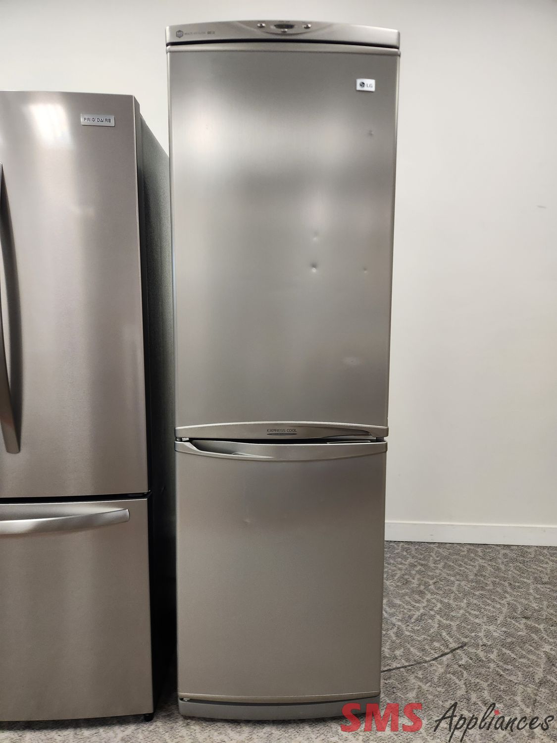 LG 24" Bottom Mount Fridge GR-389RT