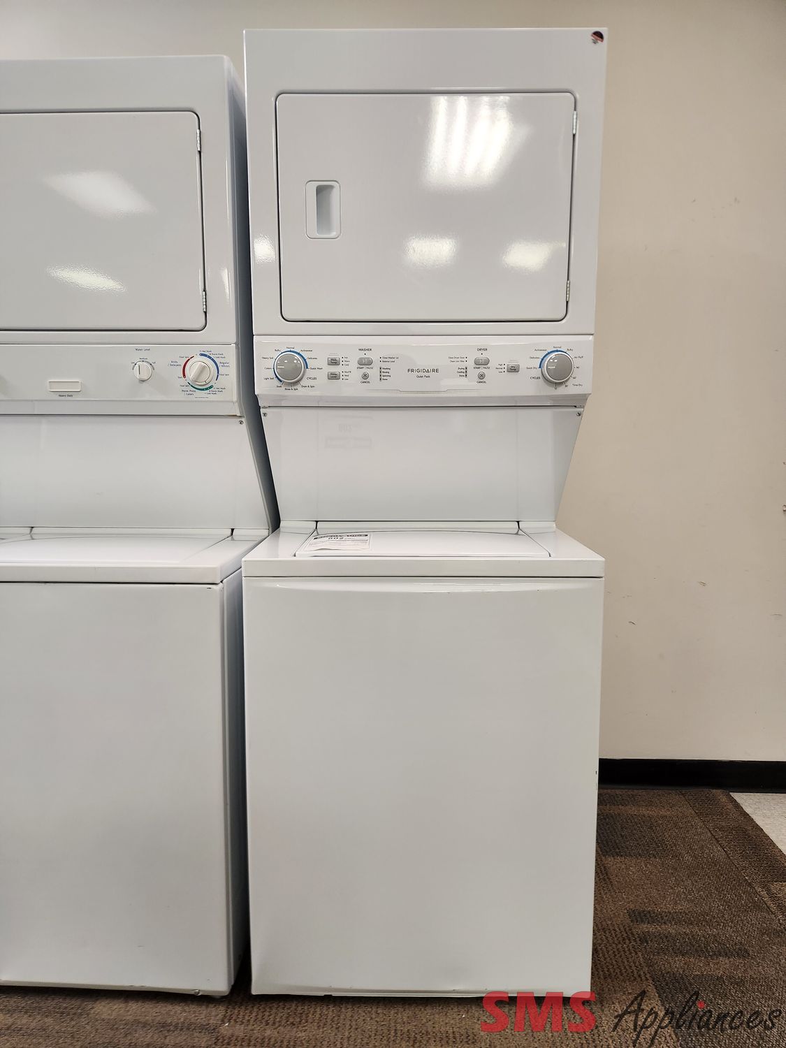 Open Box - Scratch & Dent Frigidaire Laundry Center FLCE752CAW