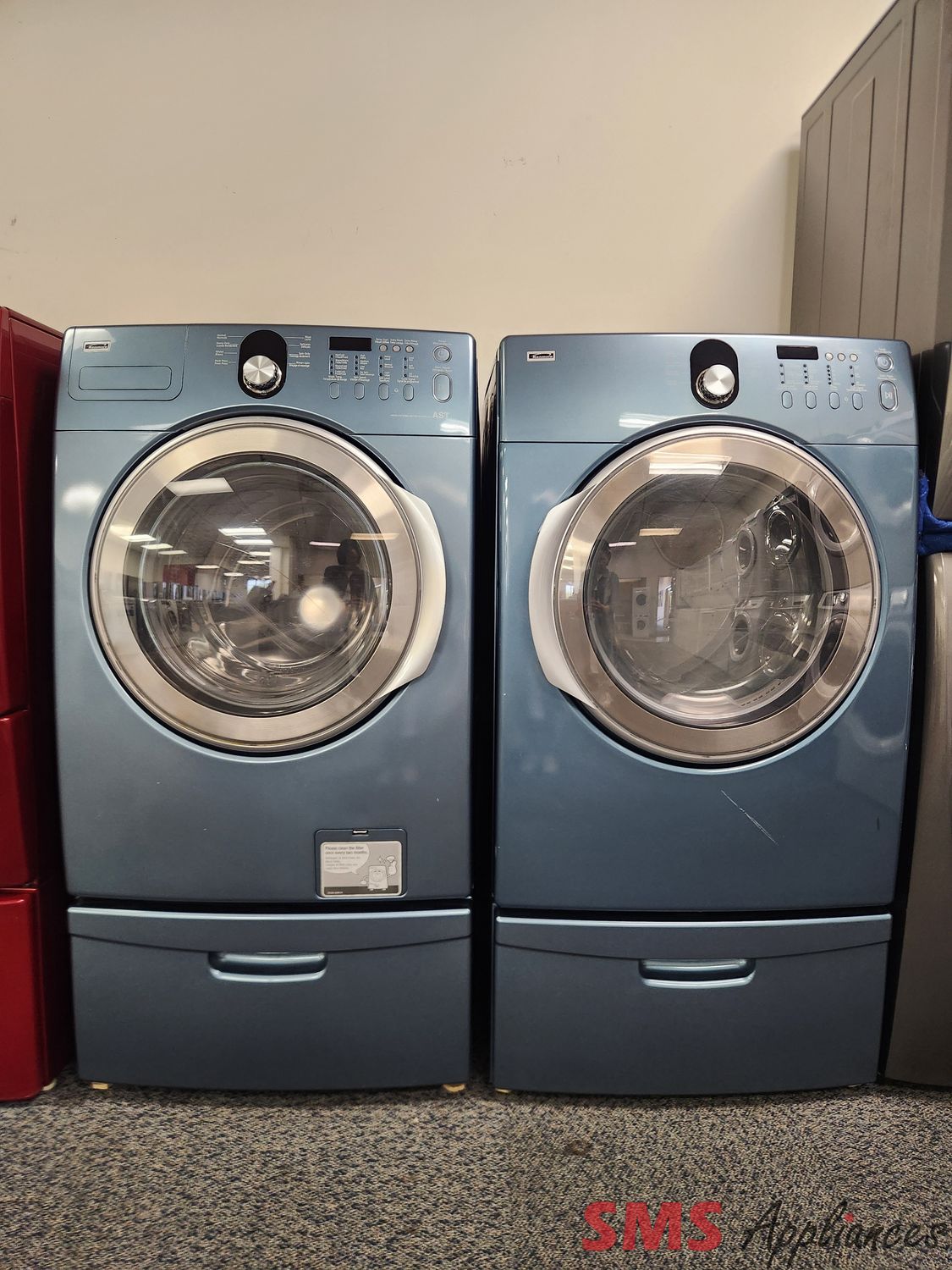 Kenmore Washer & Dryer Set with Pedestals 592-491080/592-891080 Kenmore Washer & Dryer Set with Pedestals 592-491080/592-891080