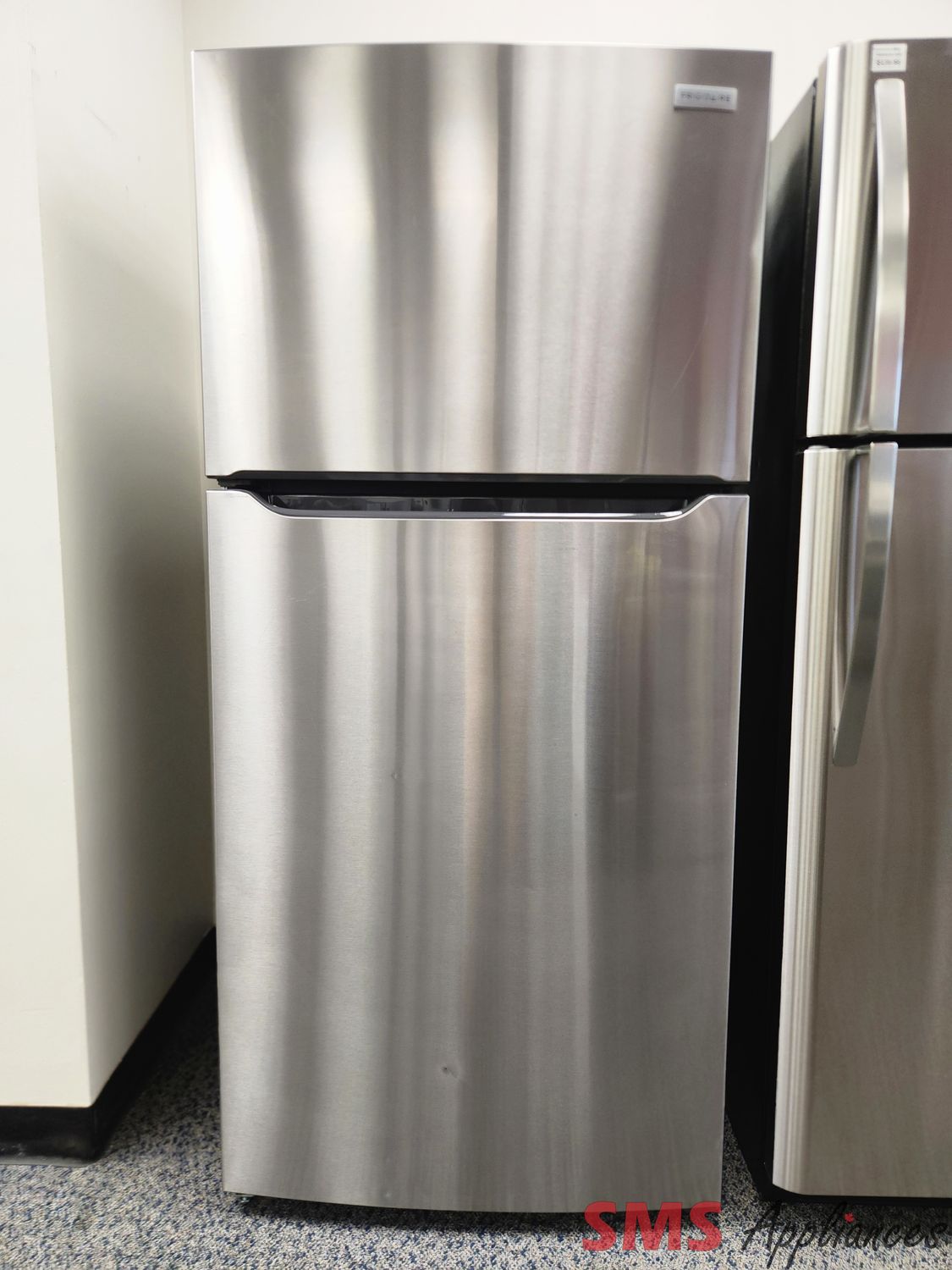 Frigidaire 30 Frigidaire 30" Top Mount Fridge FFTR1835VS