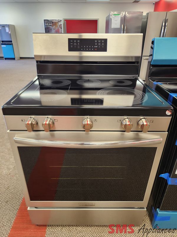 Open Box - Scratch & Dent Frigidaire Gallery Glass Top Stove GCRE306CBF Open Box - Scratch & Dent Frigidaire Gallery Glass Top Stove GCRE306CBF