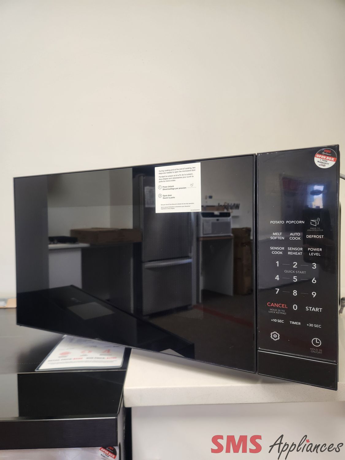 Open Box - Scratch & Dent Frigidaire Professional Countertop Microwave PMBS3080BF Open Box - Scratch & Dent Frigidaire Professional Countertop Microwave PMBS3080BF